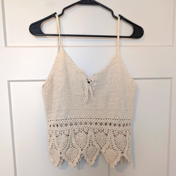 Central Park West NY Crochet Top - Picture 1 of 7
